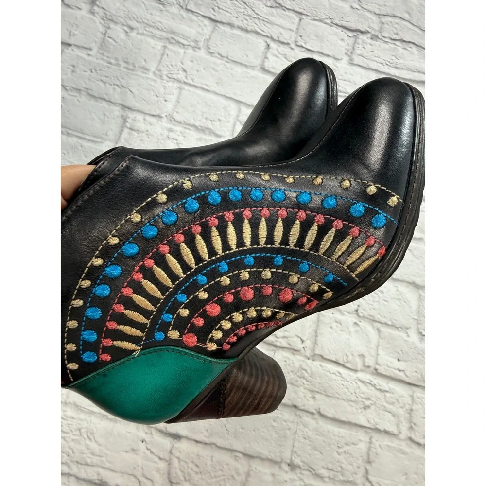 LArtiste by Spring Step artiste by